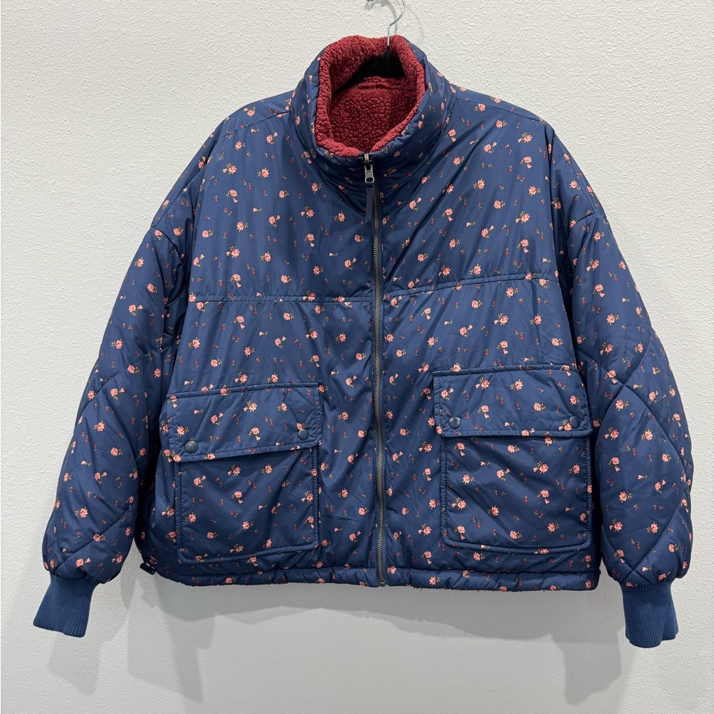 American Eagle Outfitters Blue Floral Puffer Jacket